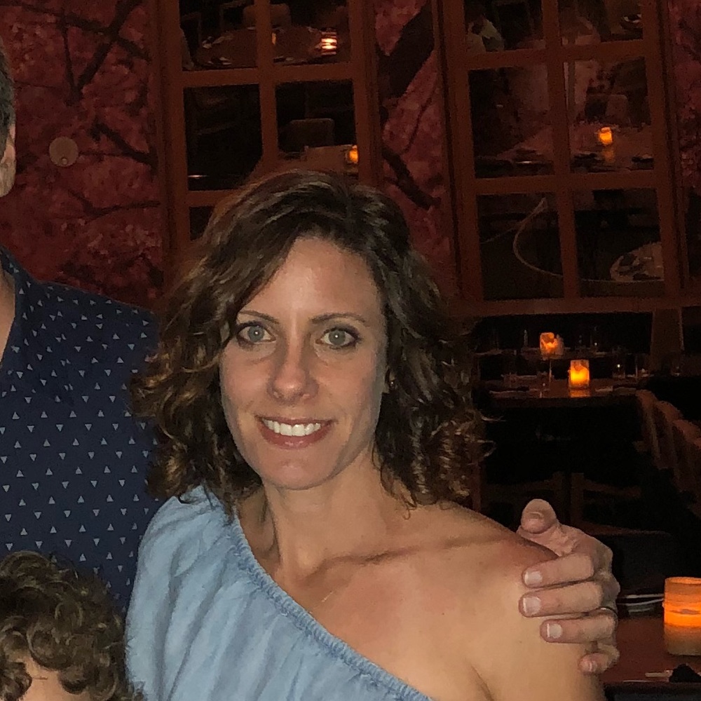 Meet your Posher, Jennifer